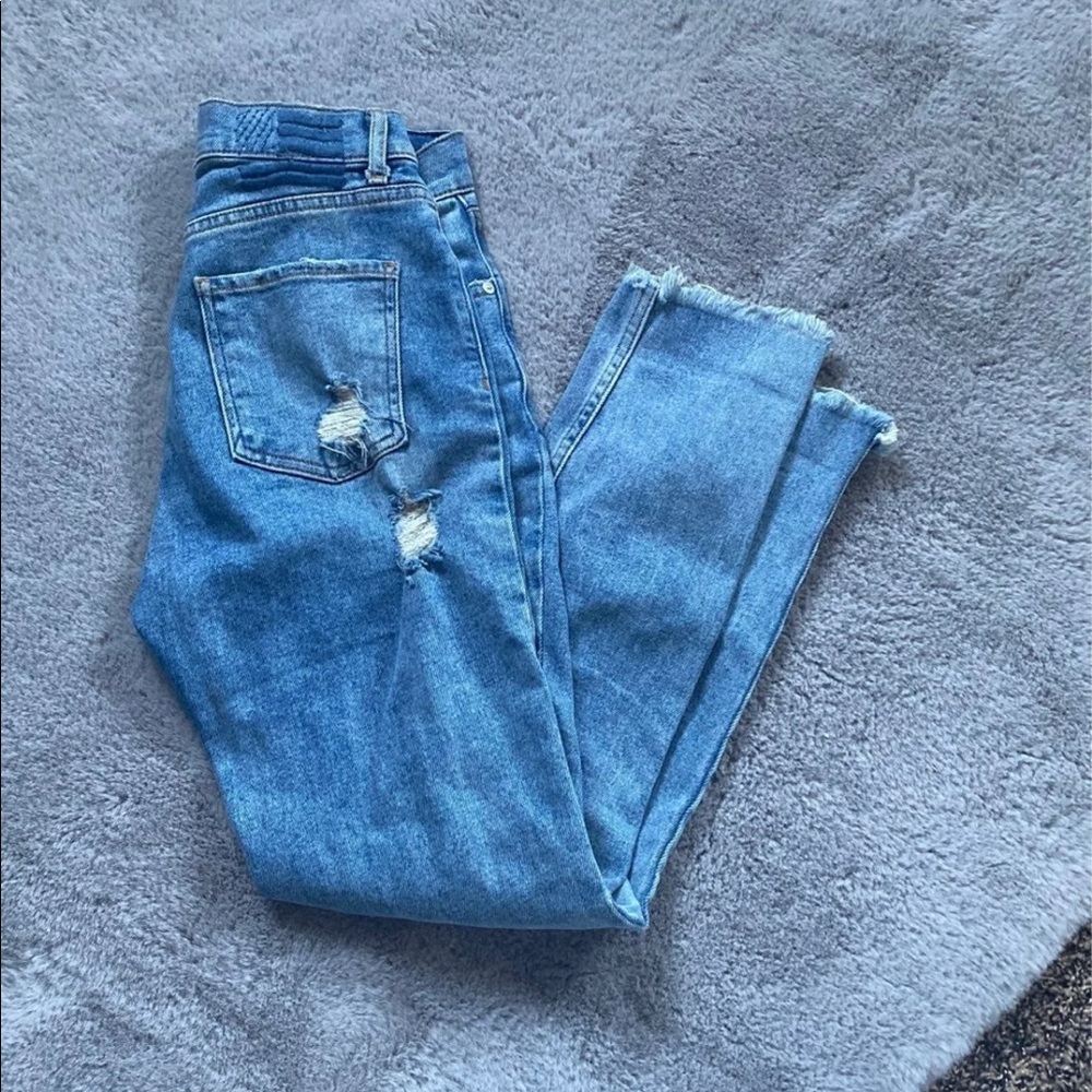 Distressed Jeans - Picture 3 of 4